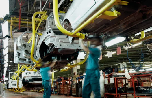 auto-manufacturer-revs-up-production-hero